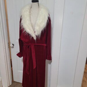 VTG Donna Salyers’ Fabulous Furs Burgundy Velvet Robe Fur White Collar 2X Maxi